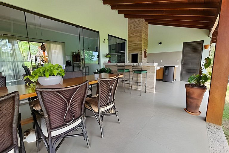 Casa Orquídeas, linda vista, lazer e conforto