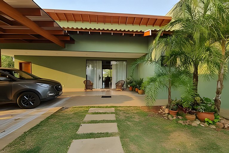 Casa Orquídeas, linda vista, lazer e conforto