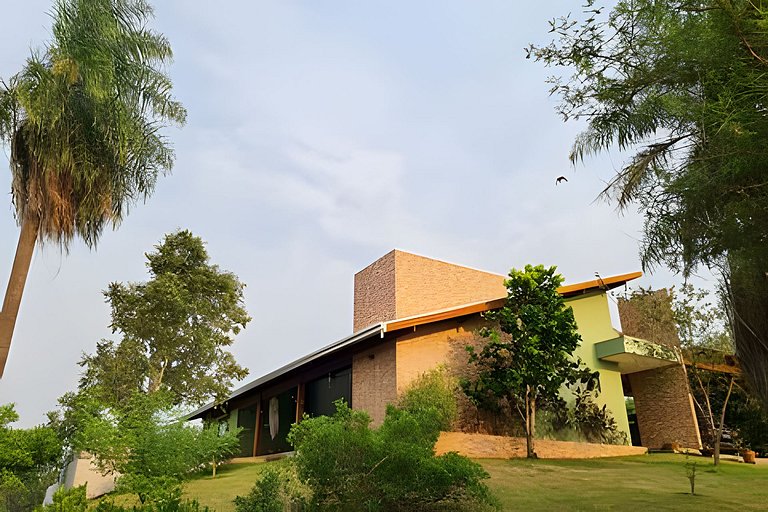 Casa Orquídeas, linda vista, lazer e conforto