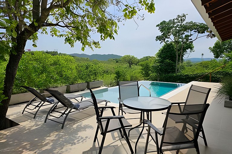 Casa Orquídeas, linda vista, lazer e conforto