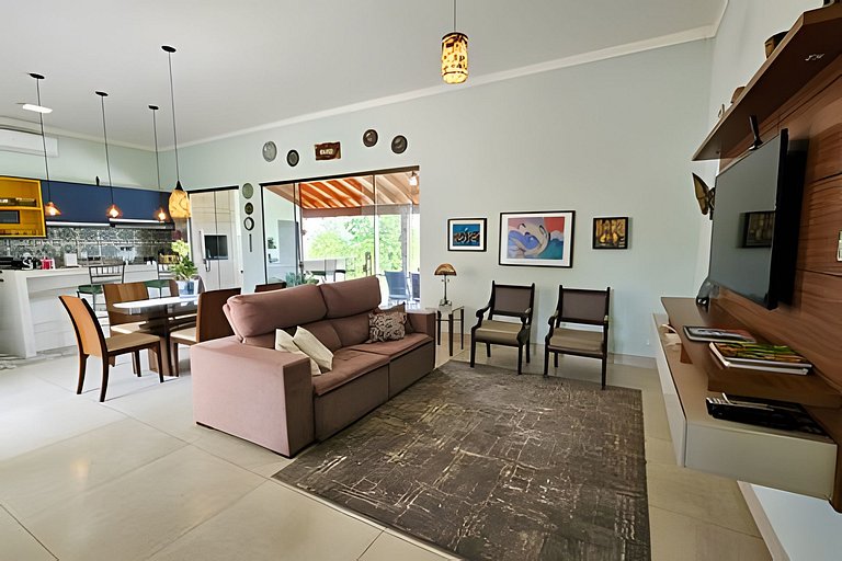 Casa Orquídeas, linda vista, lazer e conforto