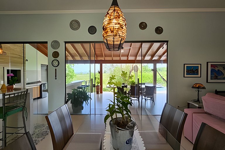 Casa Orquídeas, linda vista, lazer e conforto