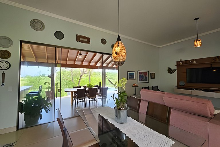 Casa Orquídeas, linda vista, lazer e conforto