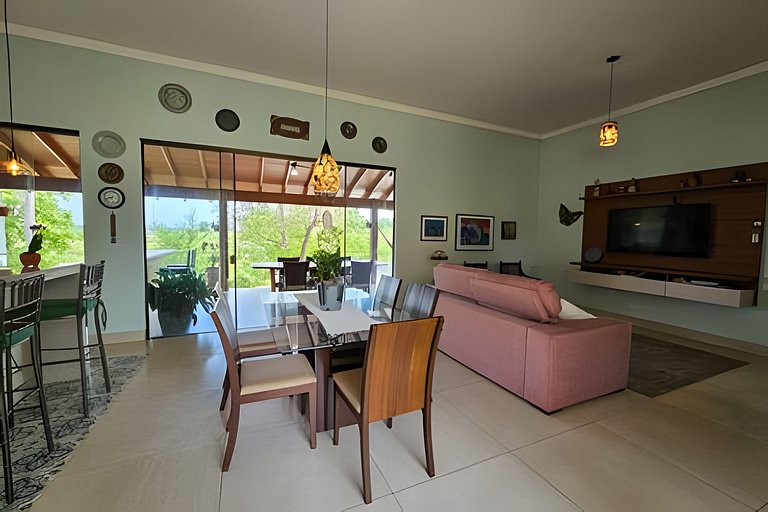 Casa Orquídeas, linda vista, lazer e conforto