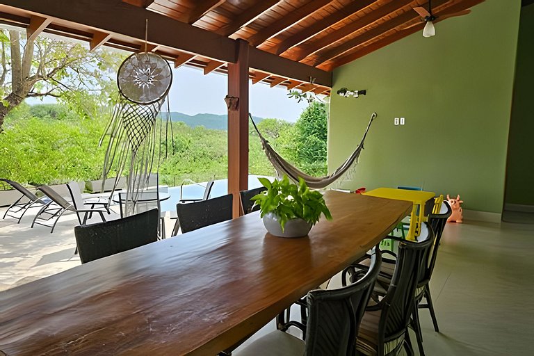 Casa Orquídeas, linda vista, lazer e conforto