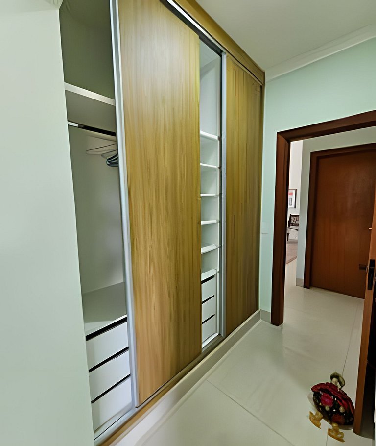 Casa Orquídeas, linda vista, lazer e conforto