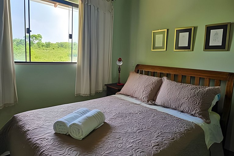 Casa Orquídeas, linda vista, lazer e conforto