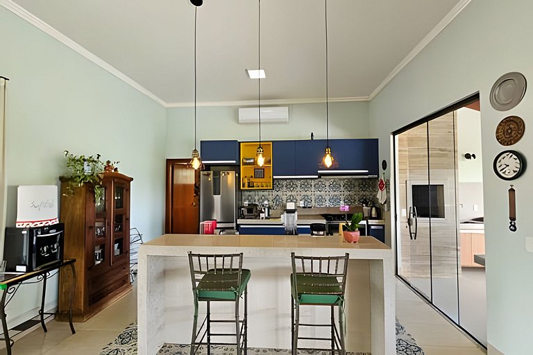 Casa Orquídeas, linda vista, lazer e conforto