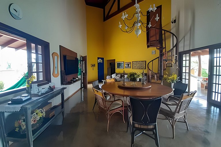 Grande casa, para até 21 pessoas, lazer completo
