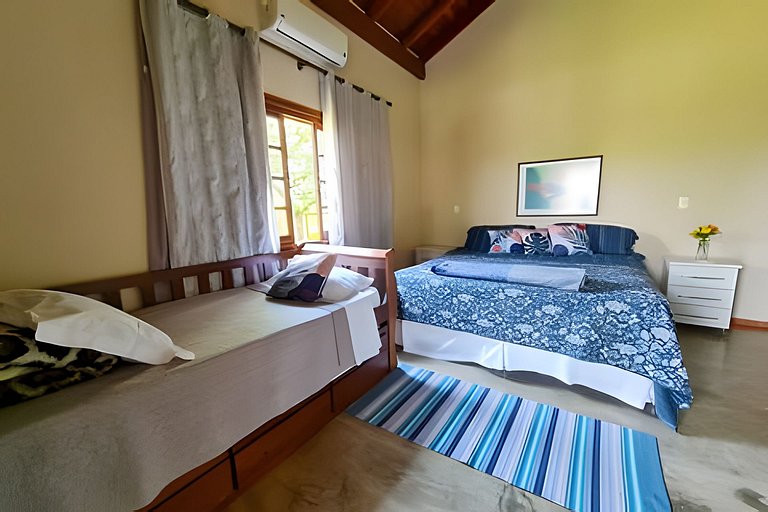 Grande casa, para até 21 pessoas, lazer completo