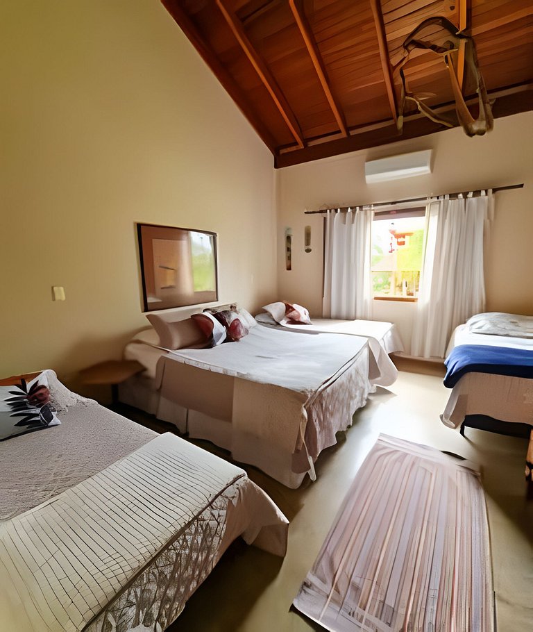 Grande casa, para até 21 pessoas, lazer completo