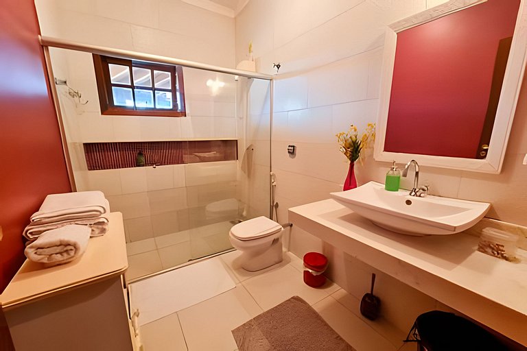 Grande casa, para até 21 pessoas, lazer completo