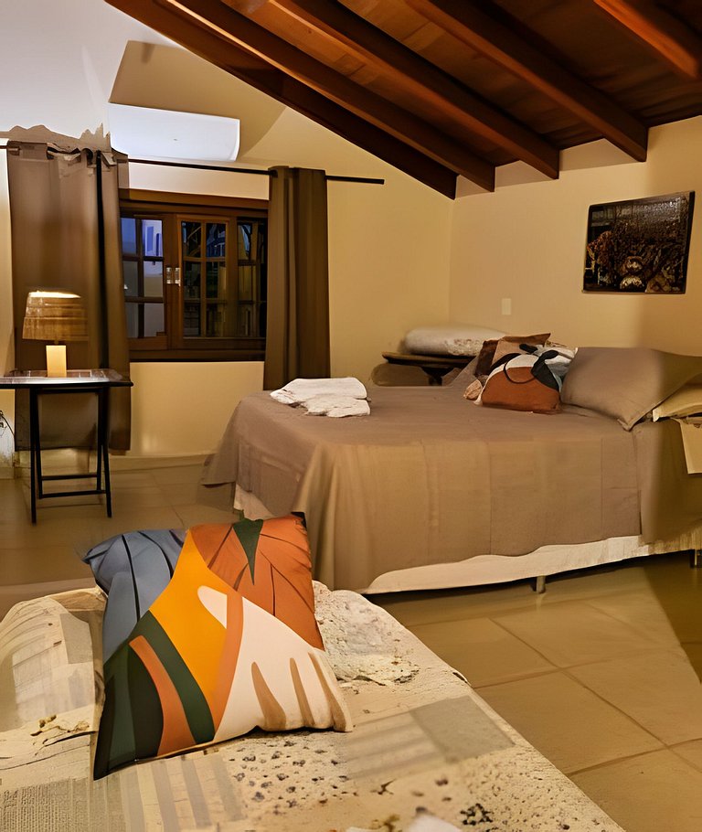 Grande casa, para até 21 pessoas, lazer completo