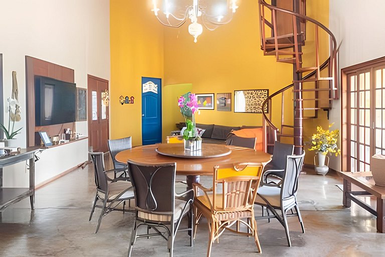 Grande casa, para até 21 pessoas, lazer completo