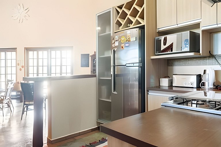 Grande casa, para até 21 pessoas, lazer completo