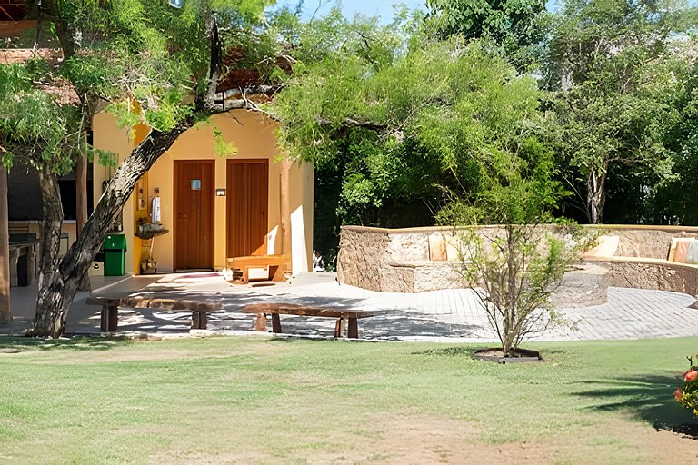 Grande casa, para até 21 pessoas, lazer completo