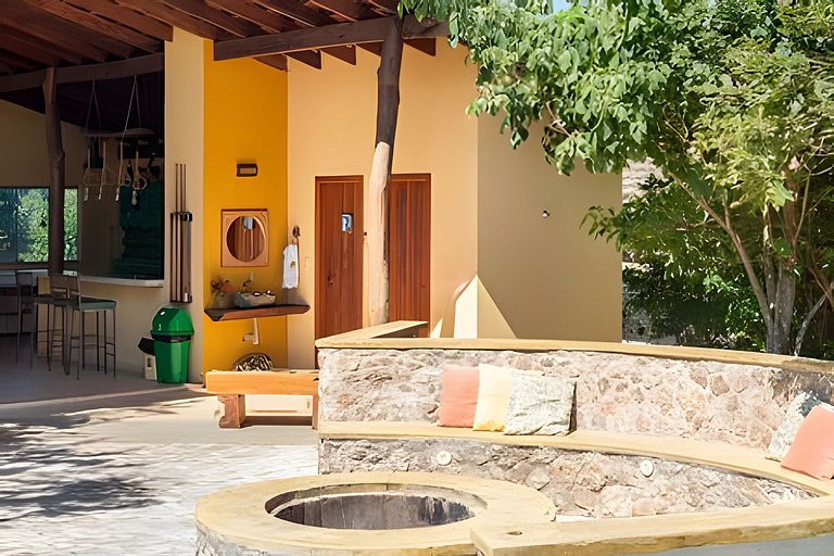 Grande casa, para até 21 pessoas, lazer completo