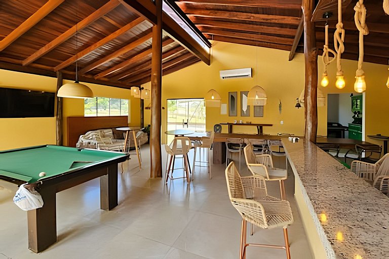 Grande casa, para até 21 pessoas, lazer completo