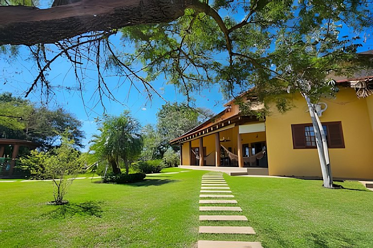 Grande casa, para até 21 pessoas, lazer completo