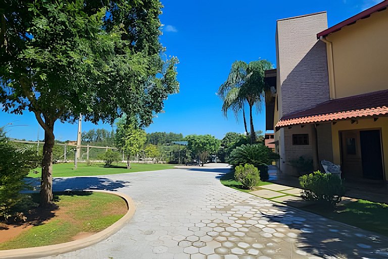 Grande casa, para até 21 pessoas, lazer completo