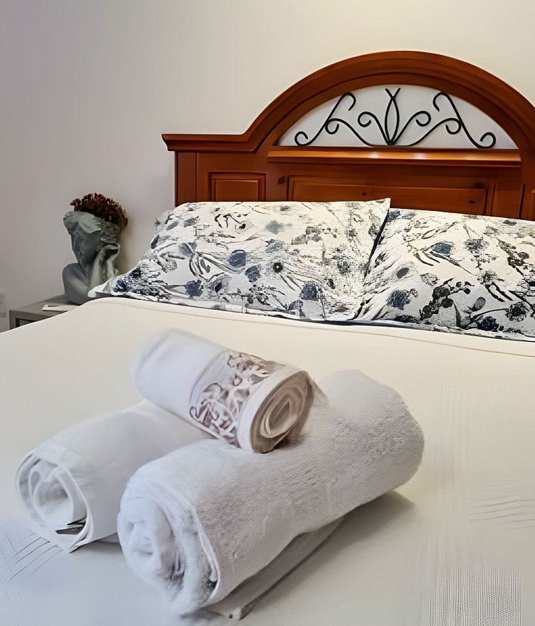 Casa Sol de Bonito, com 6 suítes, Piscina e Hidro.