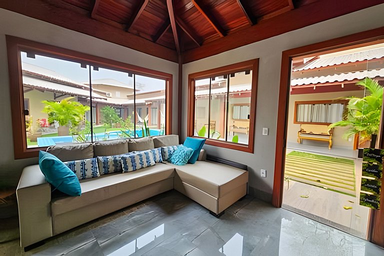 Casa Sol, alto padrão, 6 suítes, Piscina e Hidro.