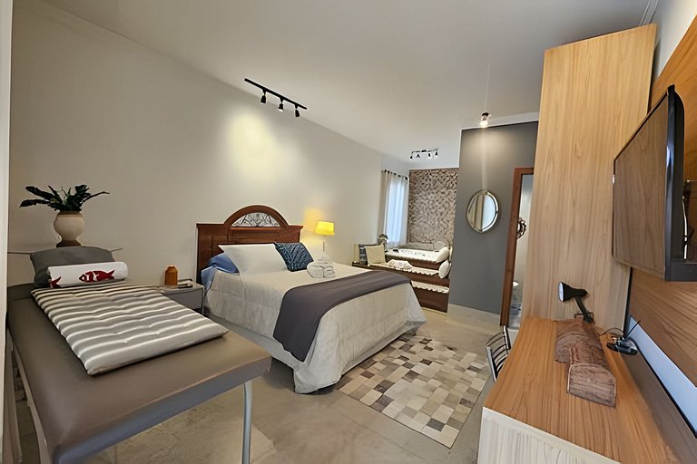 Casa Sol, alto padrão, 6 suítes, Piscina e Hidro.