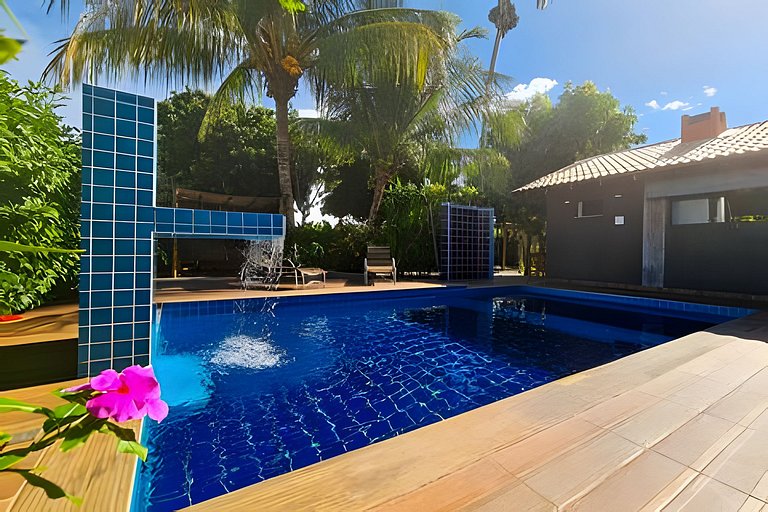 Casa Charme: ampla e com excelente área de lazer