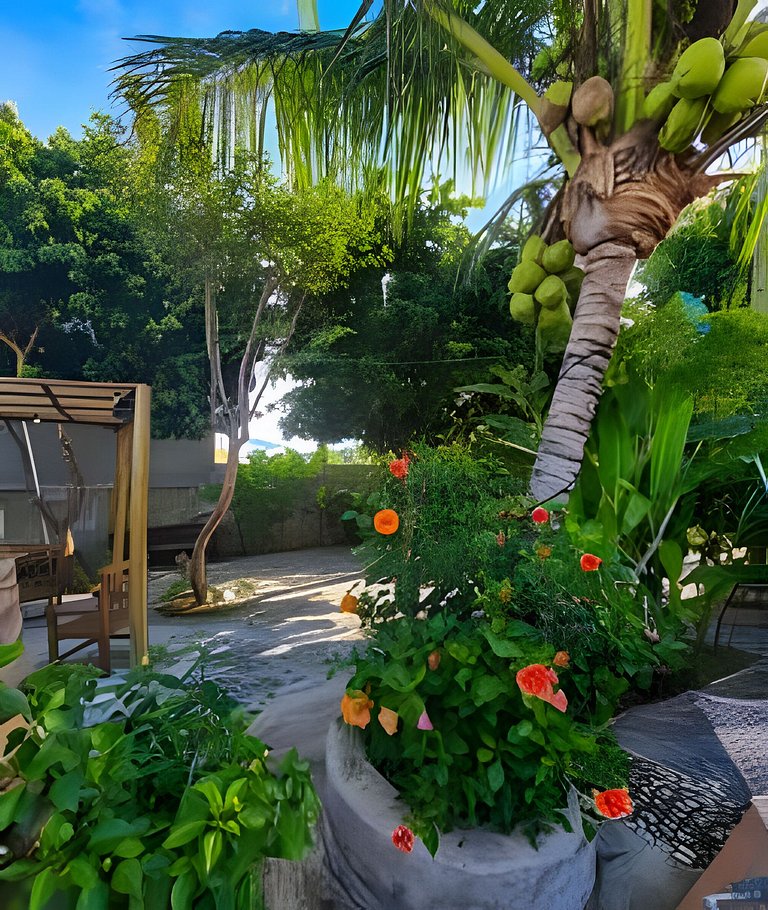 Casa Charme: ampla e com excelente área de lazer