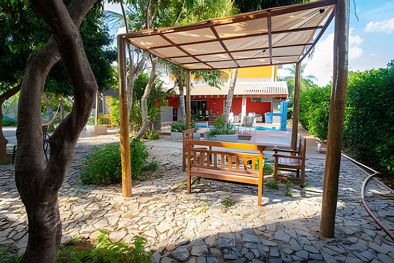 Casa Charme, casa enorme, 4 suites e piscina