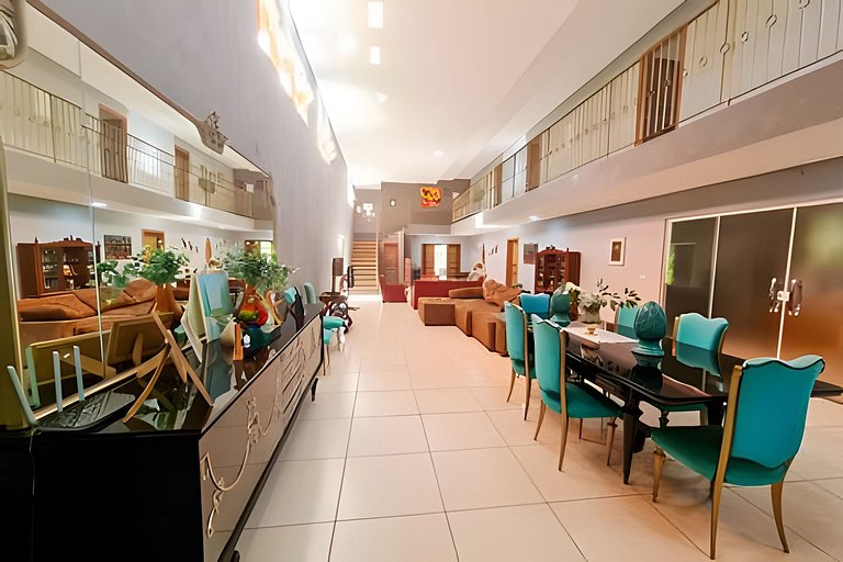 Casa Charme, casa enorme, 4 suites e piscina