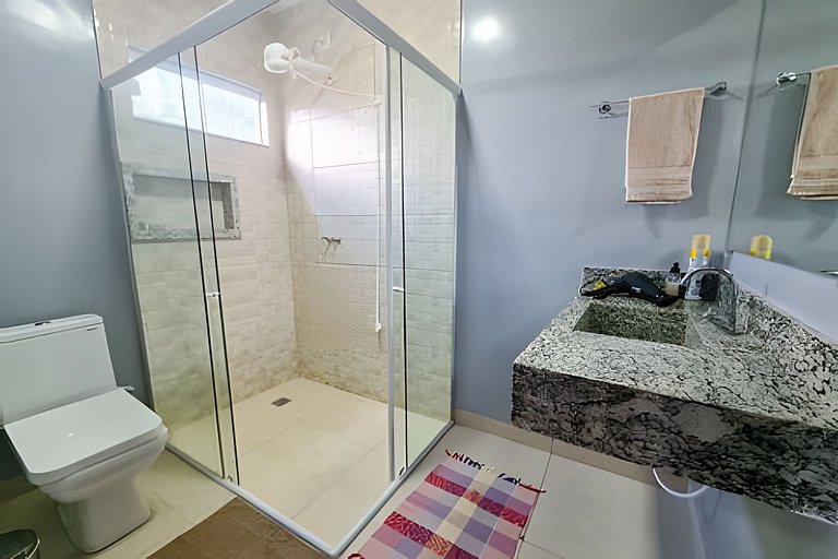 Casa Charme: ampla e com excelente área de lazer