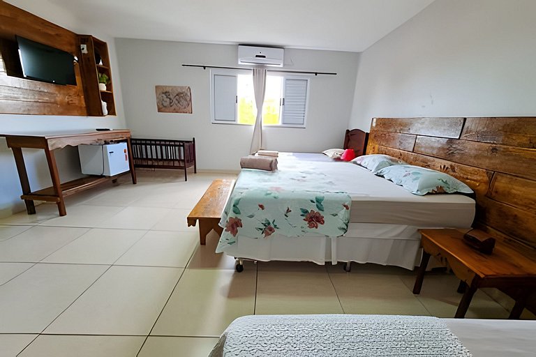 Casa Charme, casa enorme, 4 suites e piscina