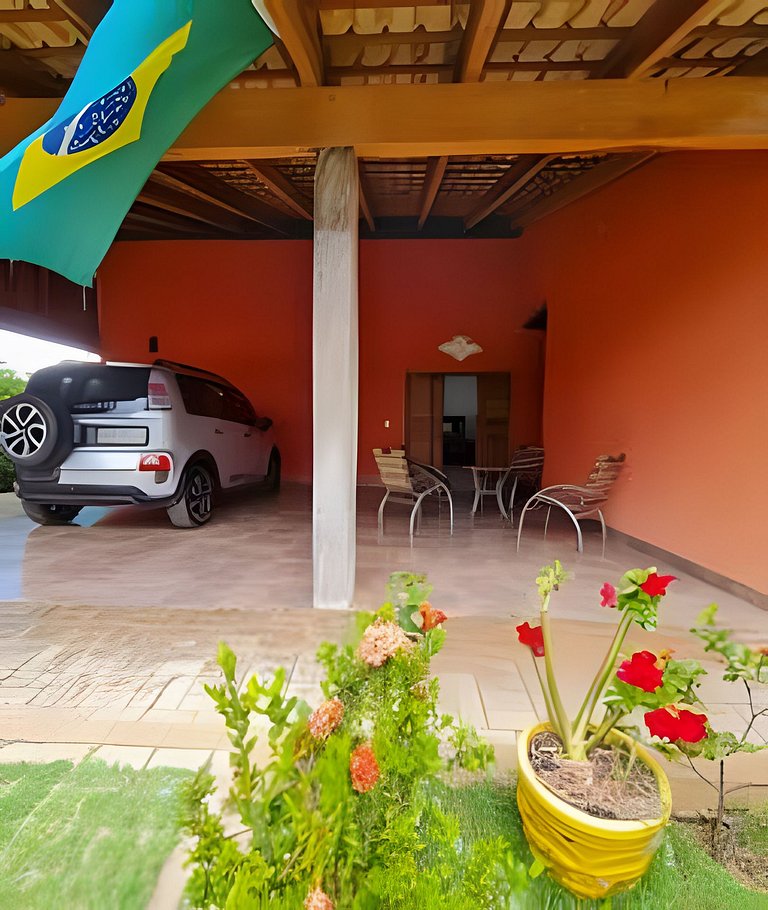 Casa Charme: ampla e com excelente área de lazer