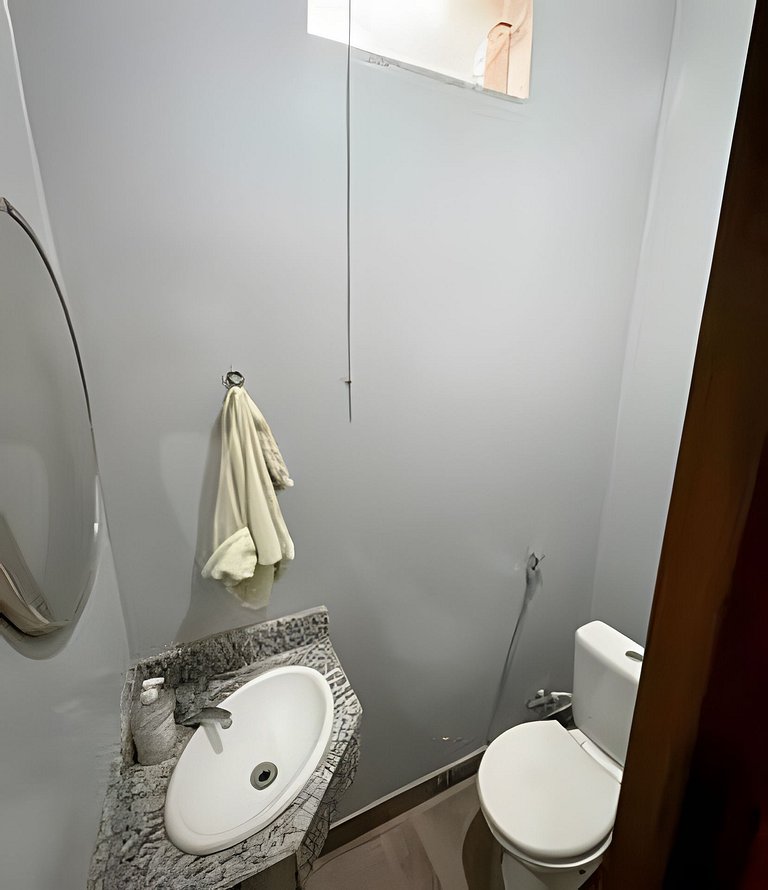 Casa Charme, casa enorme, 4 suites e piscina