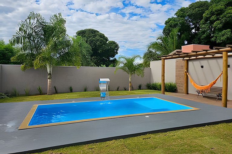Perfeita para famílias, piscina e boa localização