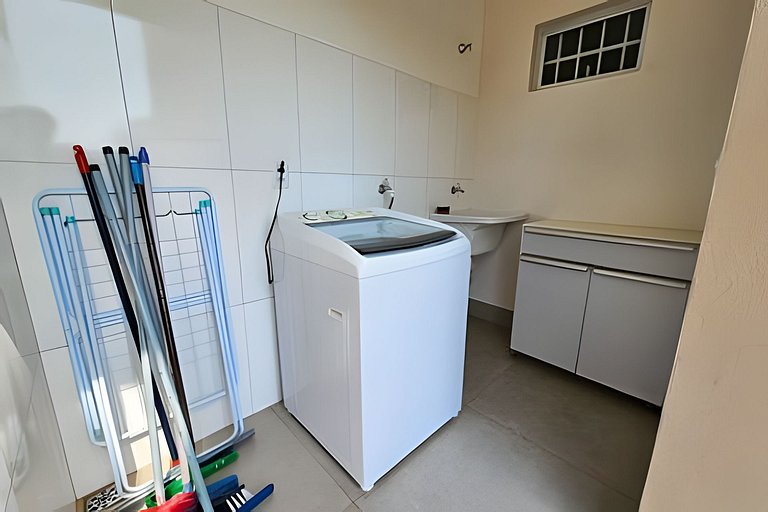 Casa da Dora agora com piscina! Para até 8 pessoas