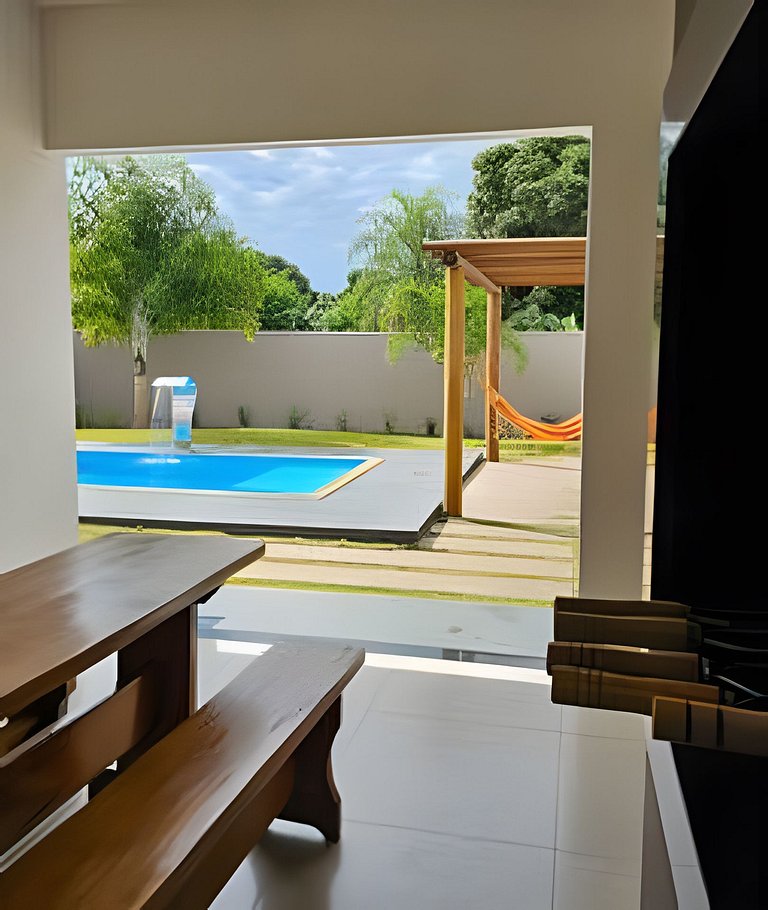 Casa da Dora agora com piscina! Para até 8 pessoas