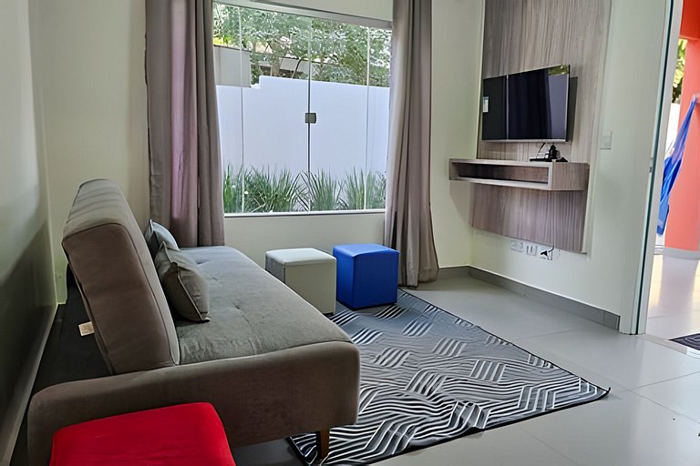 Vila das Cores - Casa Vermelha, nova e moderna