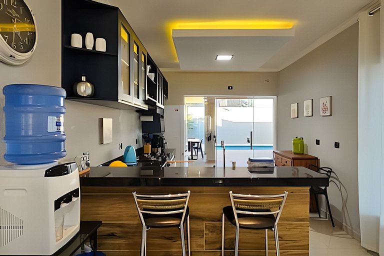 Casa da Gruta: Completa, Sofisticada e Acolhedora