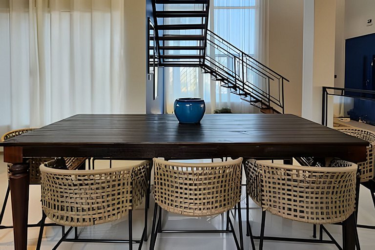 Casa da Gruta: Completa, Sofisticada e Acolhedora