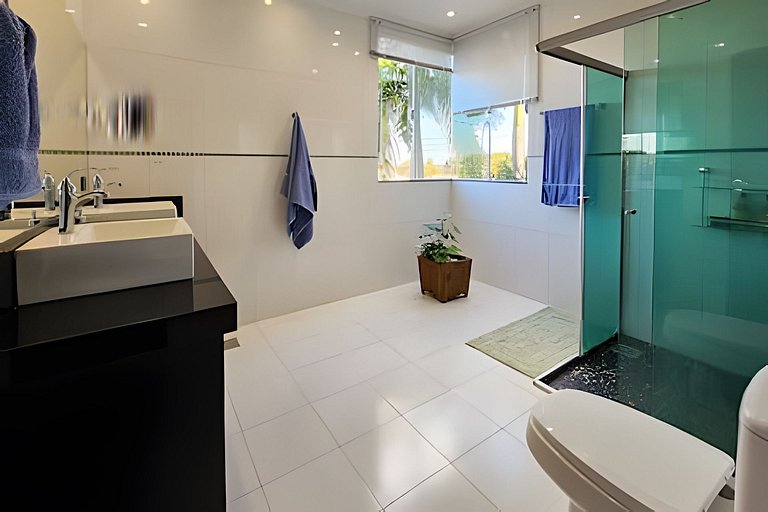 Casa da Gruta: Completa, Sofisticada e Acolhedora