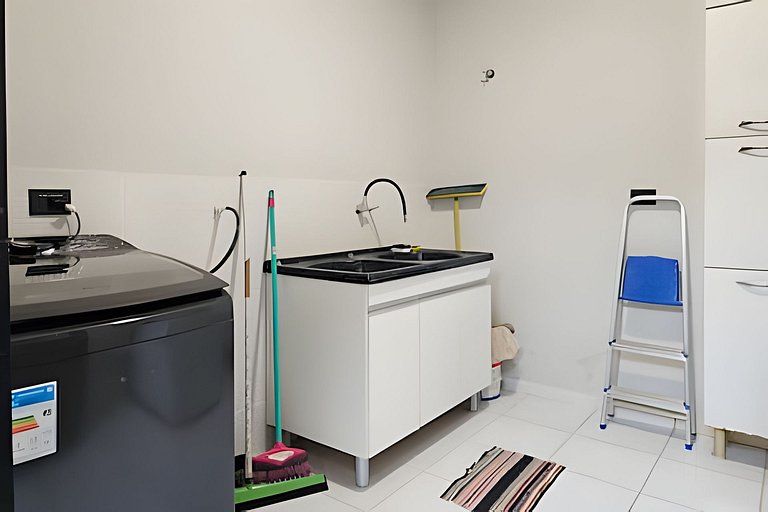 Casa da Gruta: Completa, Sofisticada e Acolhedora