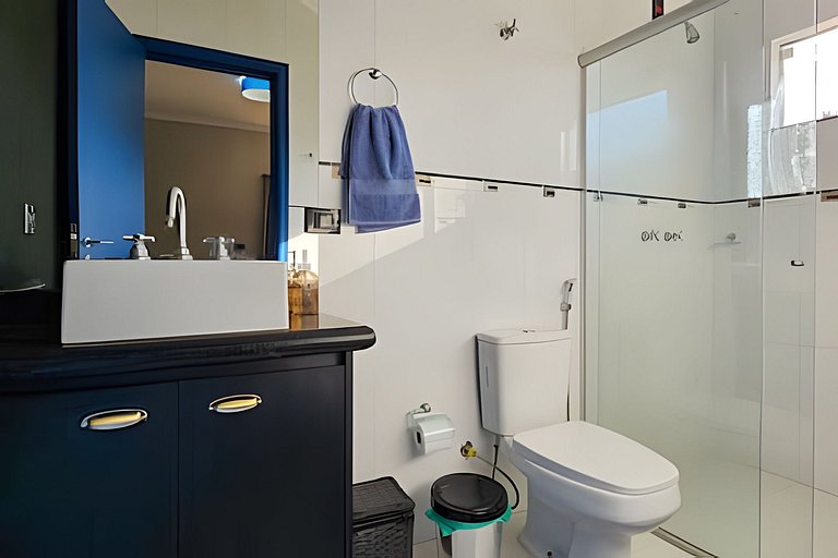 Casa da Gruta: Completa, Sofisticada e Acolhedora