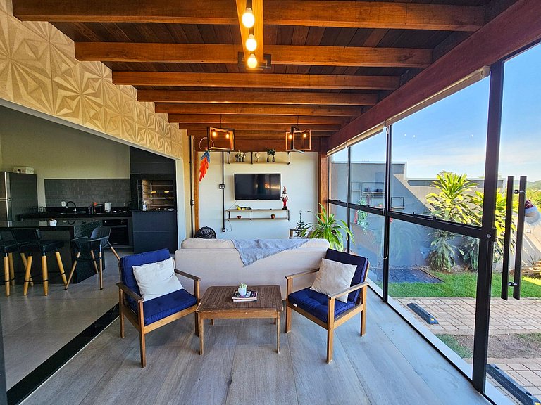 Casa Vista Bela, ótima localização, 9 pessoas