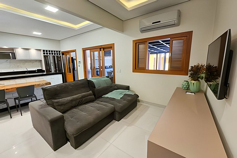 Recanto Sabiá, Área gourmet climatizada, piscina