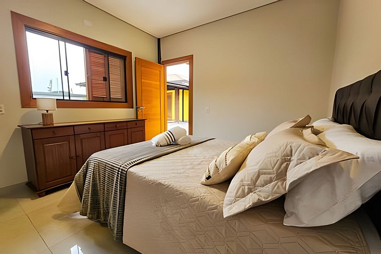 Recanto Sabiá, Área gourmet climatizada, piscina