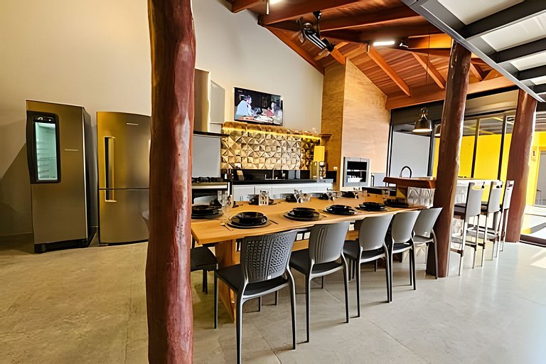 Recanto Sabiá, Área gourmet climatizada, piscina