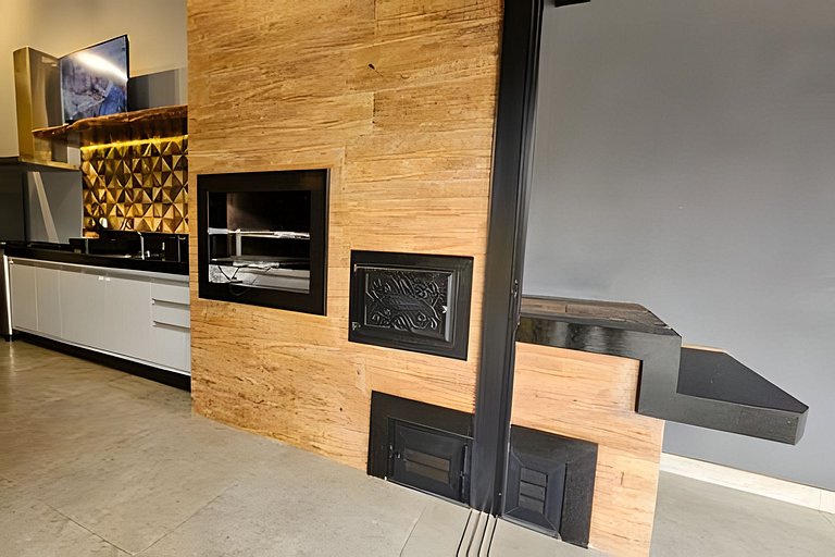 Recanto Sabiá, Área gourmet climatizada, piscina