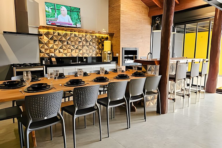 Recanto Sabiá, Área gourmet climatizada, piscina